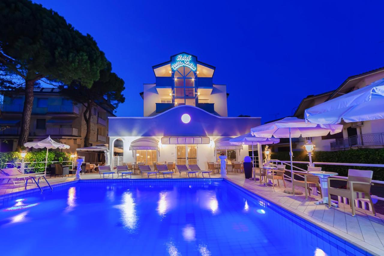 Hotel Villa Luisa 利尼亚诺萨比亚多罗 外观 照片