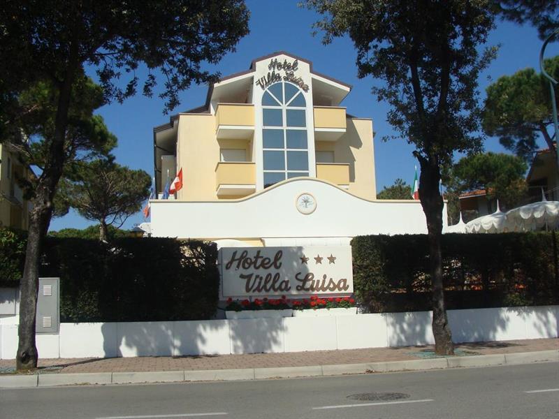 Hotel Villa Luisa 利尼亚诺萨比亚多罗 外观 照片